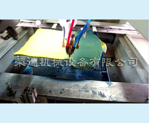 T恤自動噴涂生產(chǎn)線